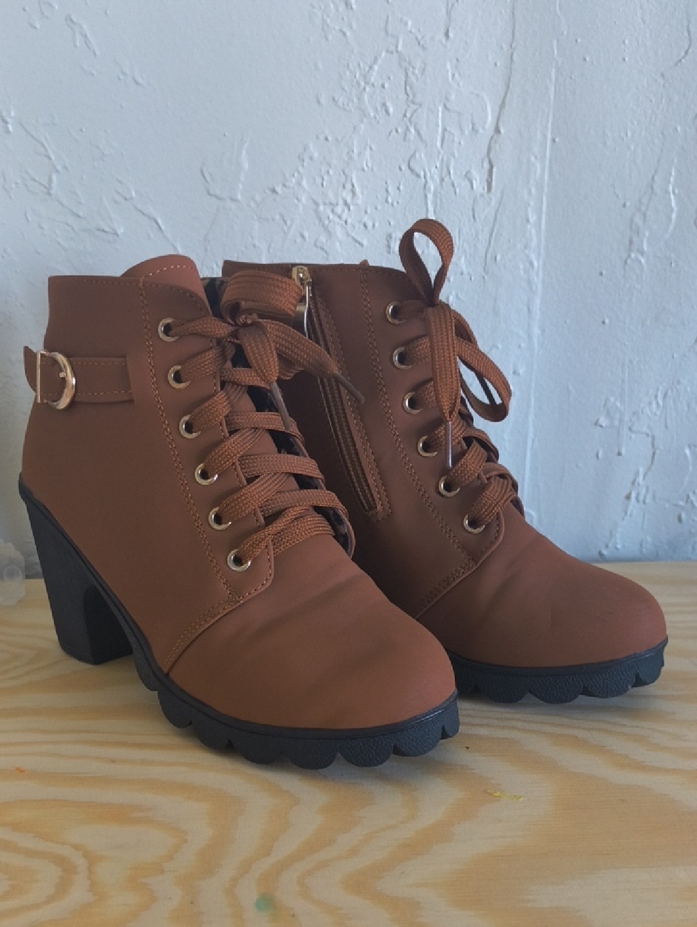 Women's Brown Lace-Up Heeled Ankle Boots